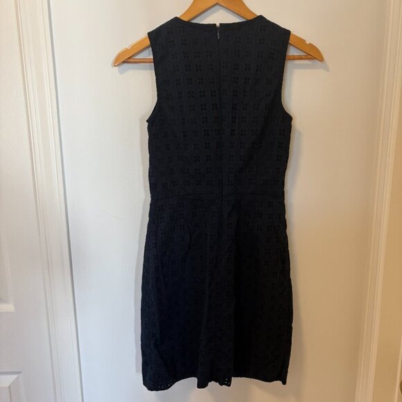 Banana Republic Navy Blue Eyelet Sleeveless Sheath Casual Dress Size 0 - Picture 8 of 8
